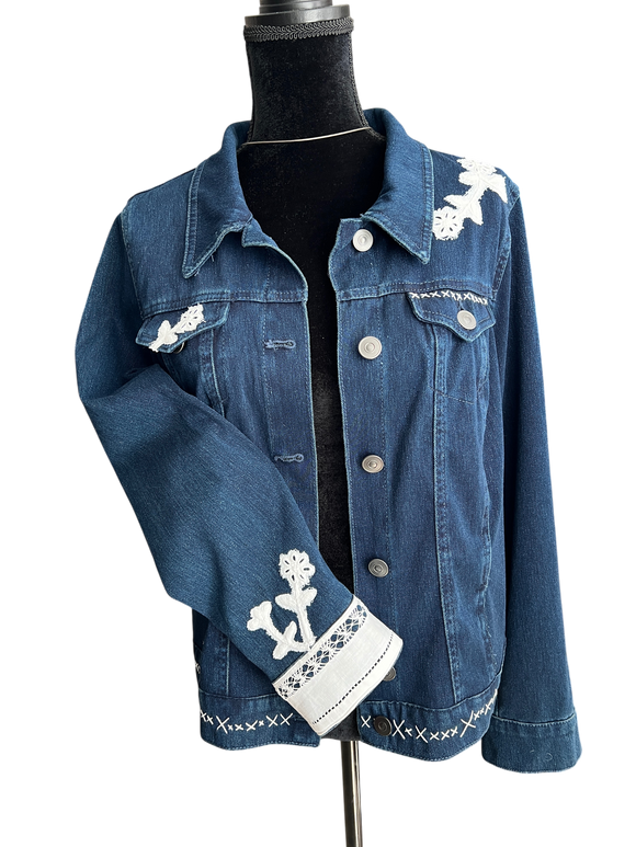 Gloria Vanderbilt and White Lace