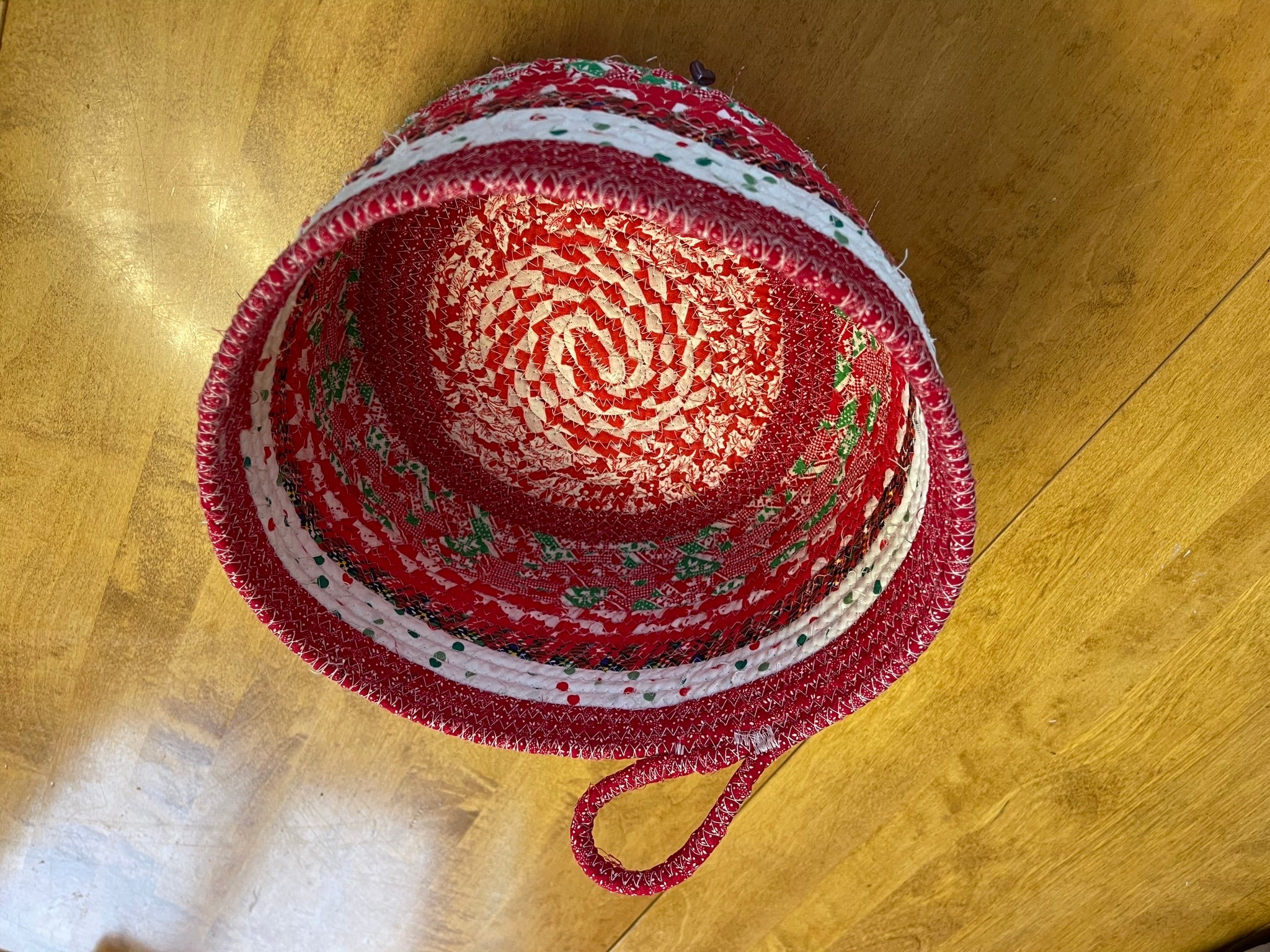 Bowl Fabric - Christmas Red & White