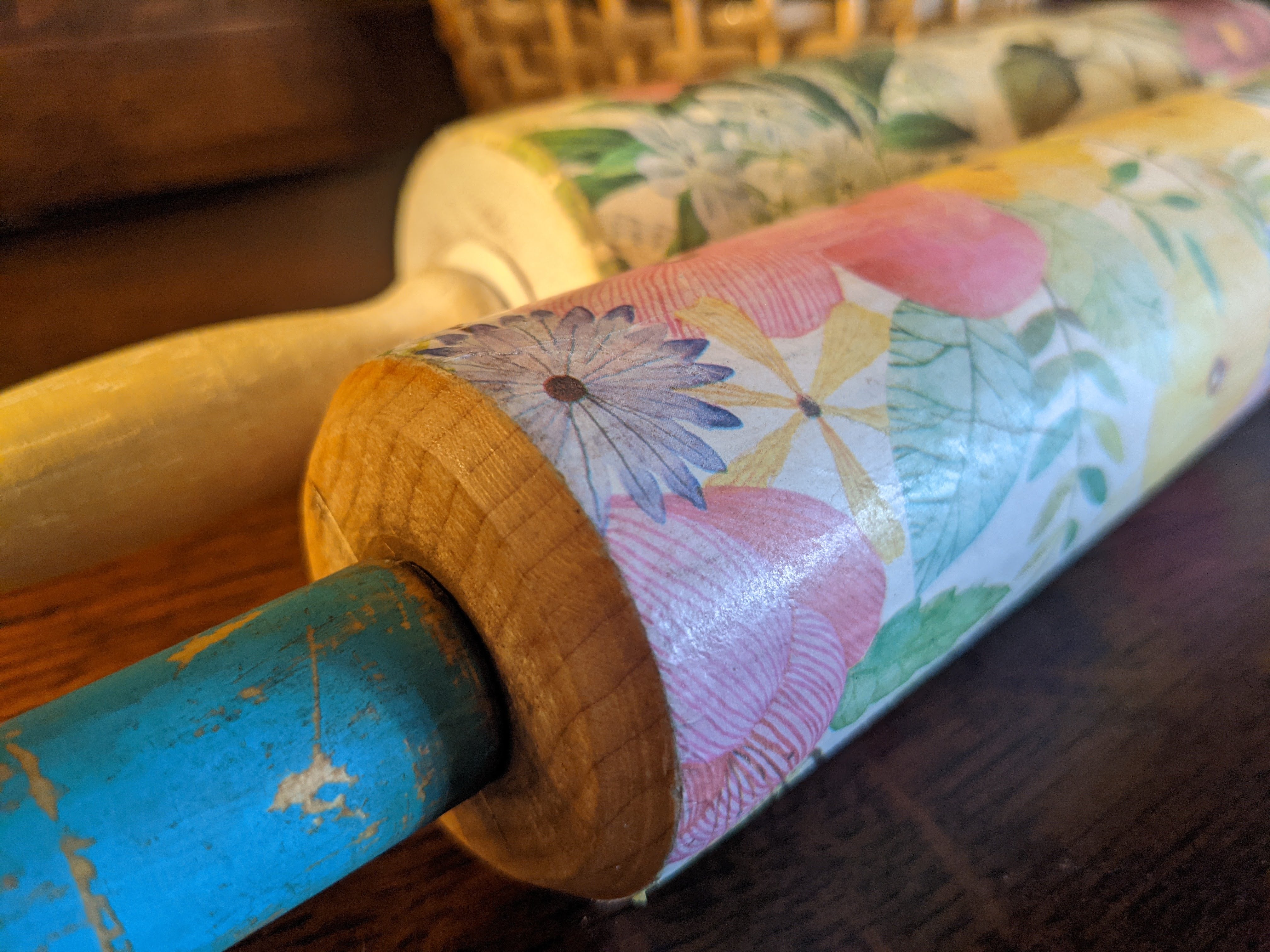 Floral Decorative Rolling Pin-Turquoise Handles